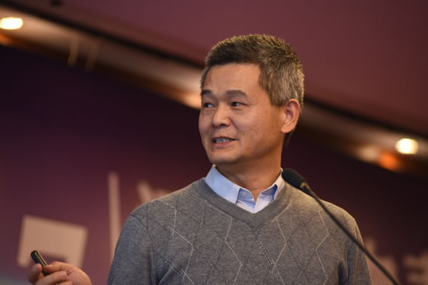 梅捍衛(wèi)研究員600.jpg 梅捍衛(wèi)研究員600.jpg